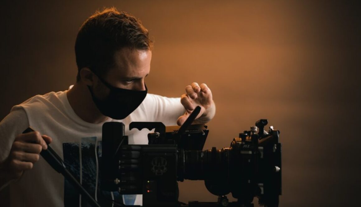 Jakie projekty i inicjatywy wspierają młodych twórców filmów dla dzieci