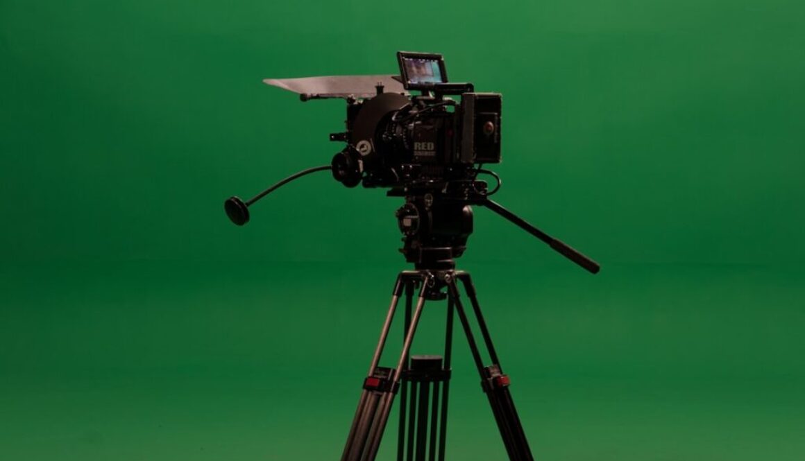 Jak wyglądają kulisy pracy nad scenografią filmową w produkcjach dla dzieci